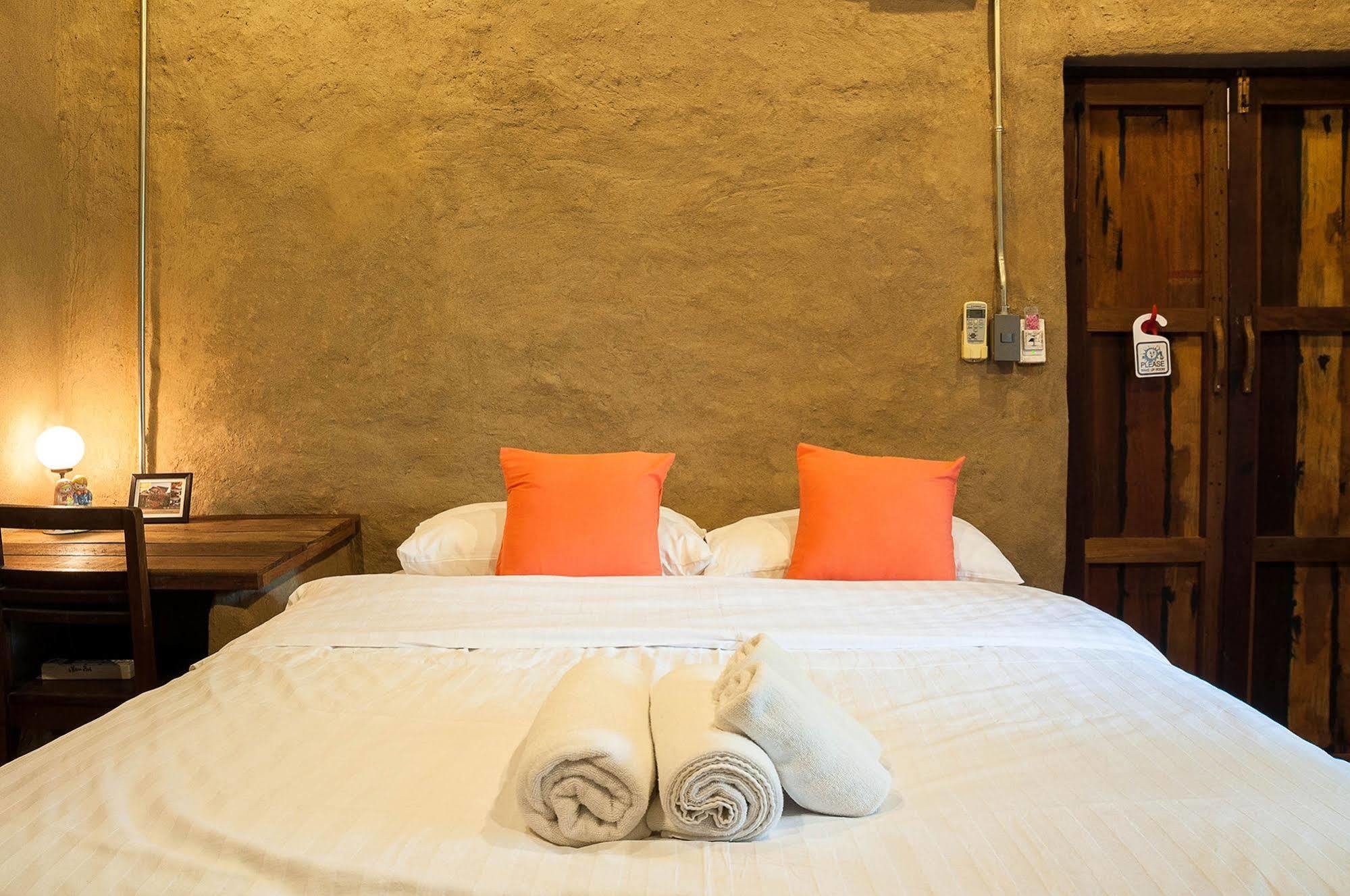 Hueandin Klinmai Boutique Hotel Чиангмай Экстерьер фото